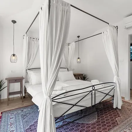 Casa Claudia Villa